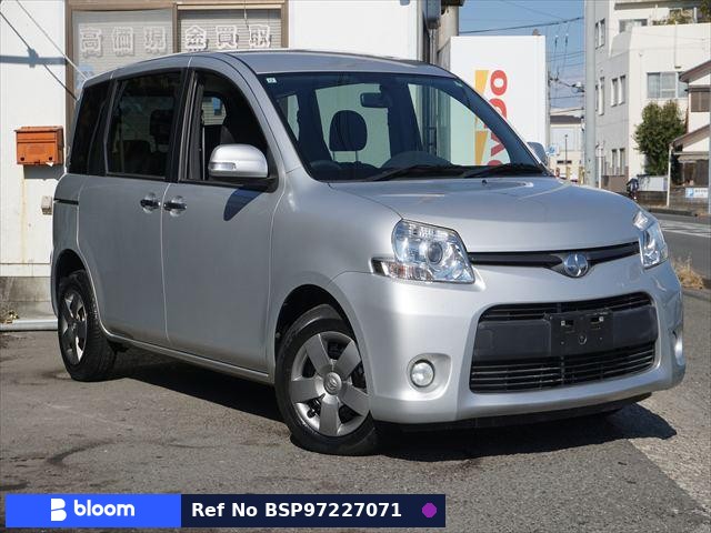 2013 Toyota Sienta