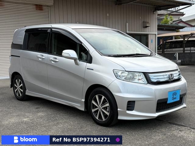 2013 Honda Freed Spike Hybrid
