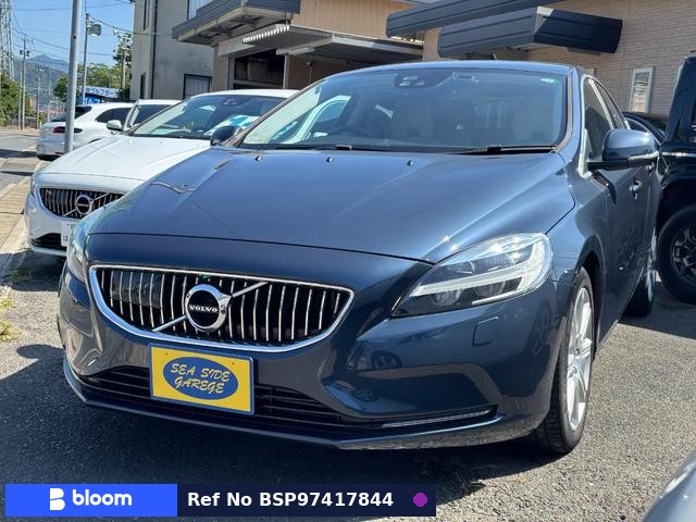 2017 Volvo V40