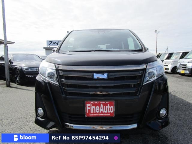2017 Toyota Noah