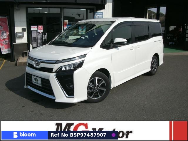 2017 Toyota Voxy