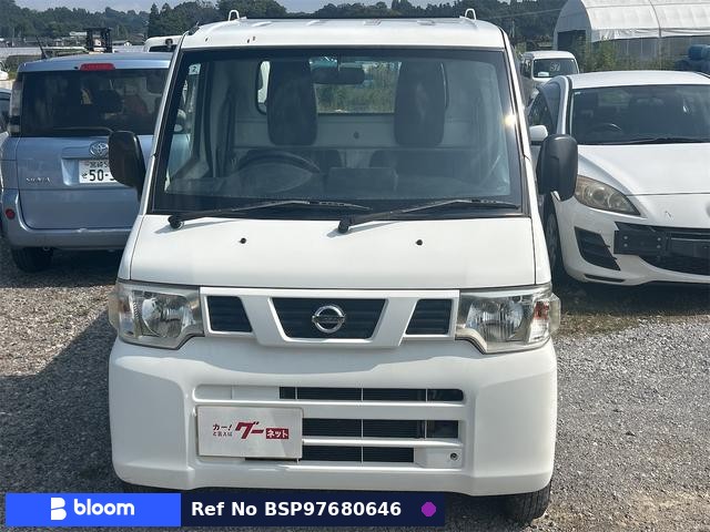 2013 Nissan NT100CLIPPER