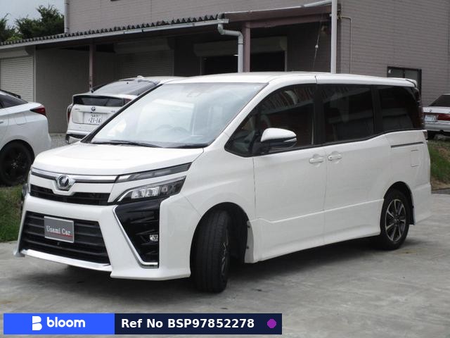 2017 Toyota Voxy