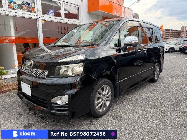2011 Toyota Voxy