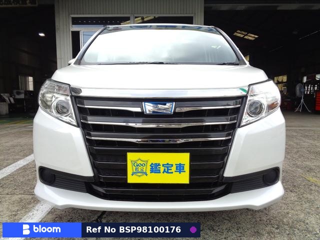 2014 Toyota Noah