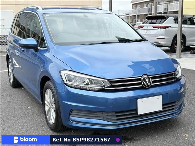 2017 Volkswagen Golf Touran