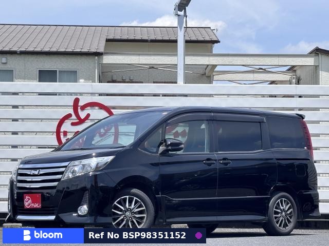 2016 Toyota Noah