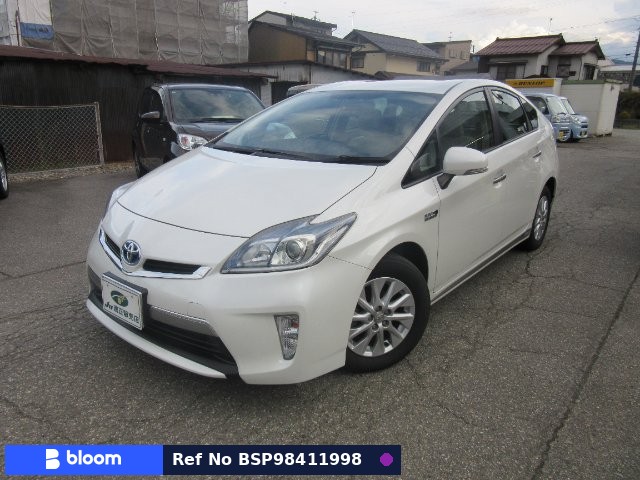 2014 Toyota Prius PHV
