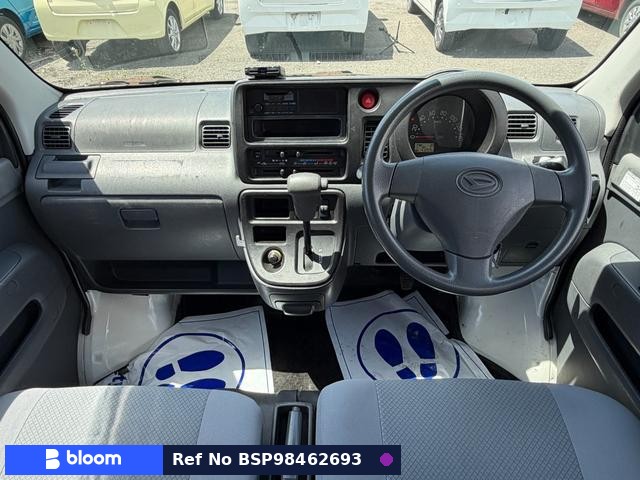 2017 Daihatsu Hijet Cargo