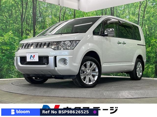 2016 Mitsubishi Delica D5