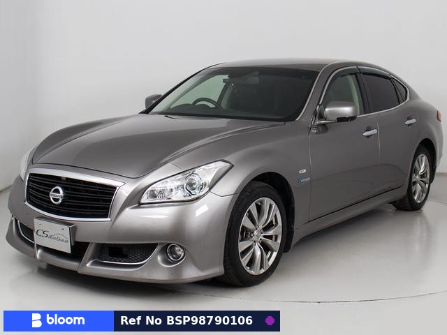 2014 Nissan Fuga Hybrid