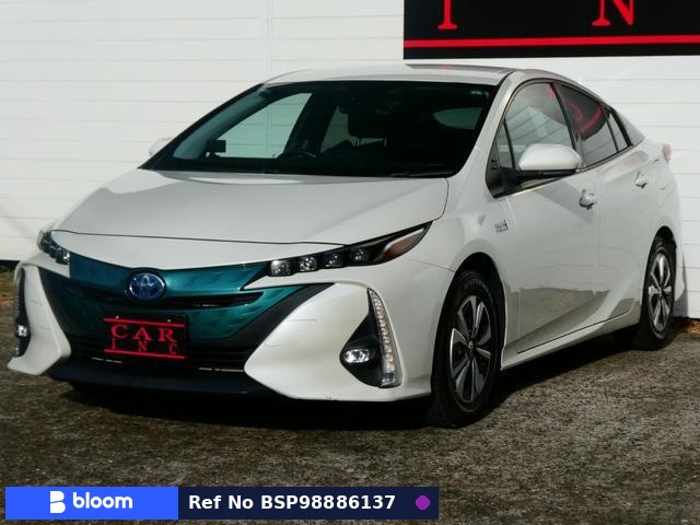 2017 Toyota Prius PHV
