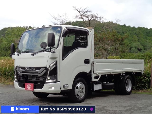 2025 Isuzu ELF Truck