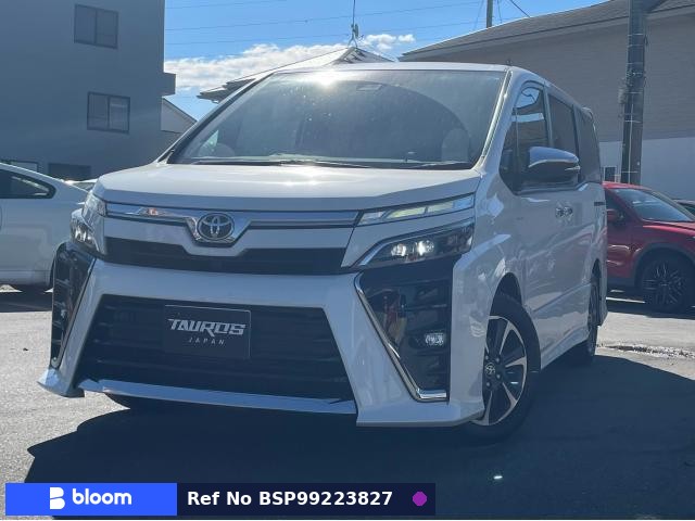 2021 Toyota Voxy