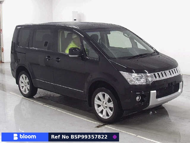 2017 Mitsubishi Delica D5