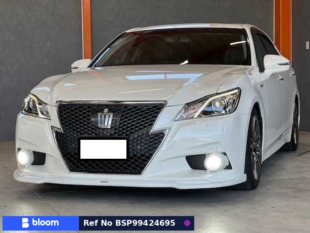 2014 Toyota Crown Hybrid