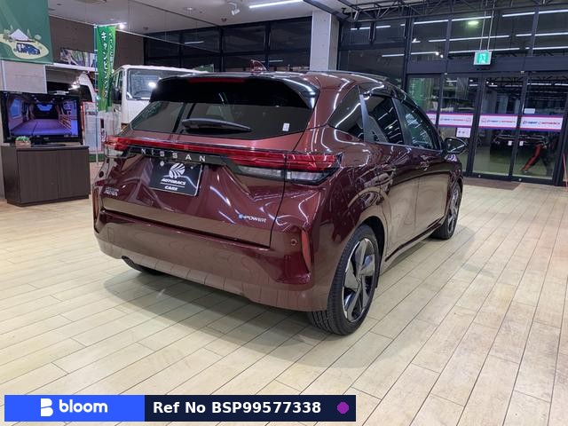 2022 Nissan Aura