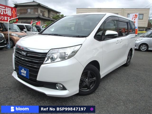 2015 Toyota Noah