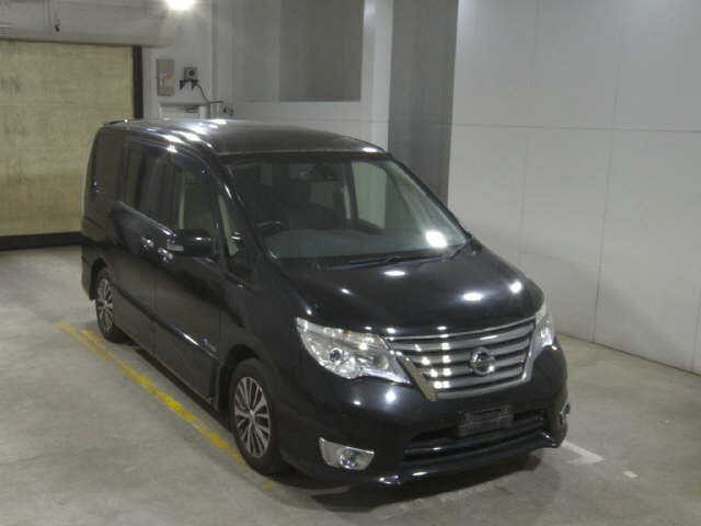 2014 Nissan Serena HV