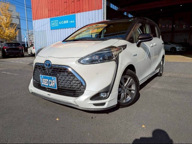 2019 Toyota Sienta HV