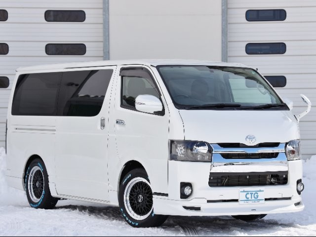 Toyota Hiace V
