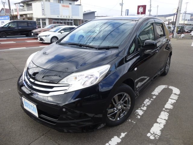 2012 Nissan Note