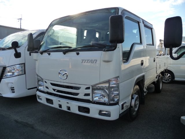 Mazda Titan