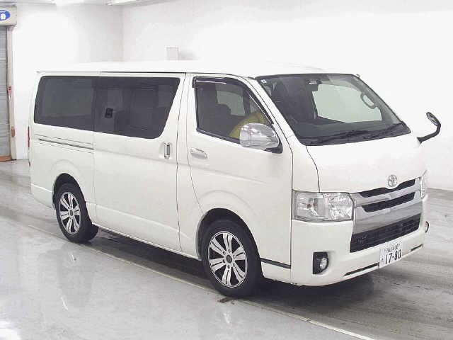 2015 Toyota Hiace V