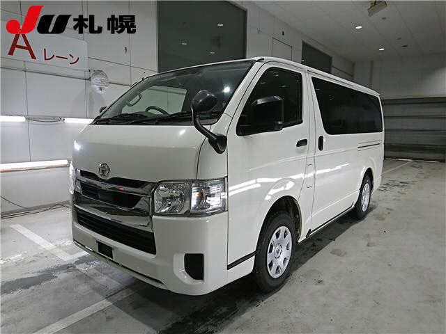 2020 Toyota Hiace V