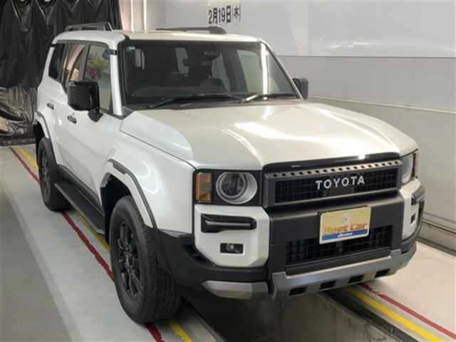 Toyota Land Cruiser 250