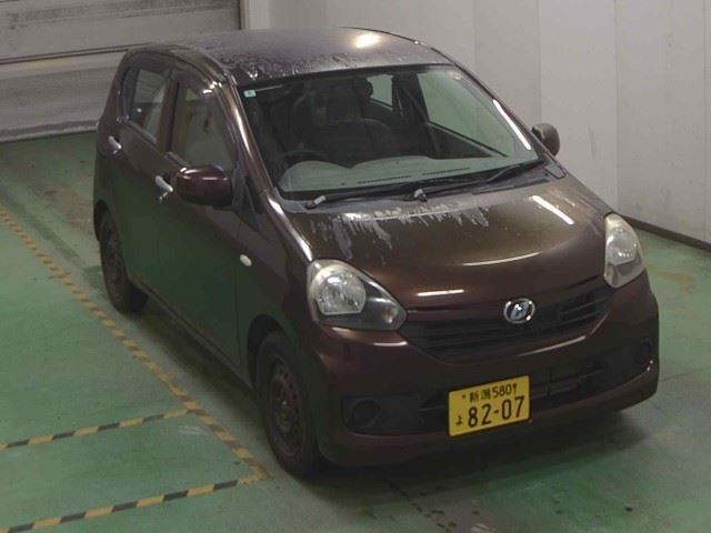 2014 Daihatsu Mira ES
