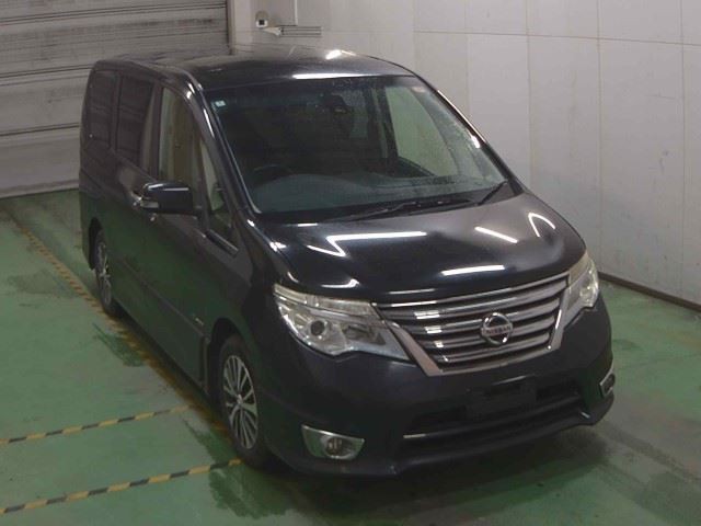 2014 Nissan Serena HV