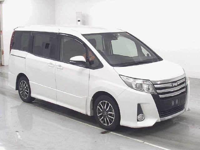 2016 Toyota Noah
