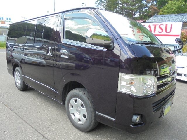 Toyota Hiace V