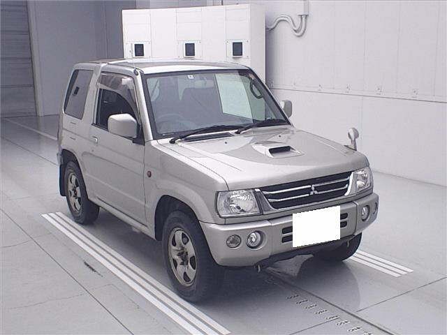 2004 Mitsubishi Pajero Mini