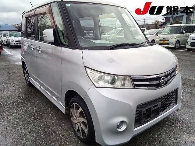 2012 Nissan Roox