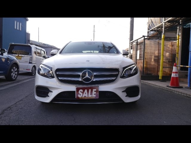 Mercedes-Benz E220D