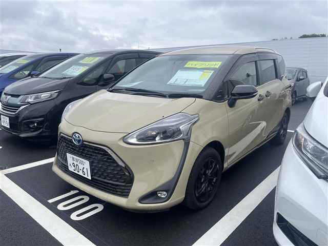 2020 Toyota Sienta HV