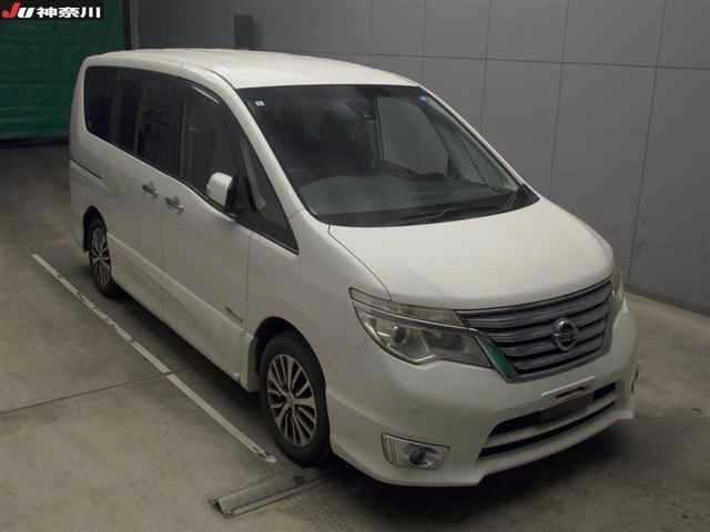 2014 Nissan Serena HV