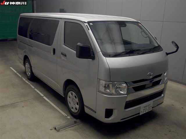 2023 Toyota Hiace V