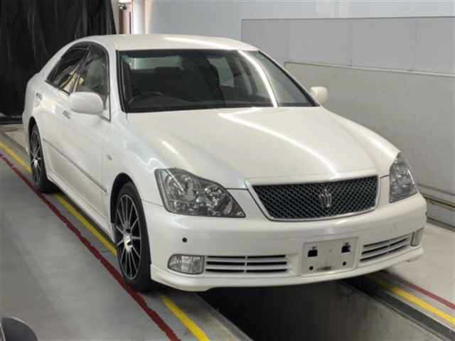 2005 Toyota Crown