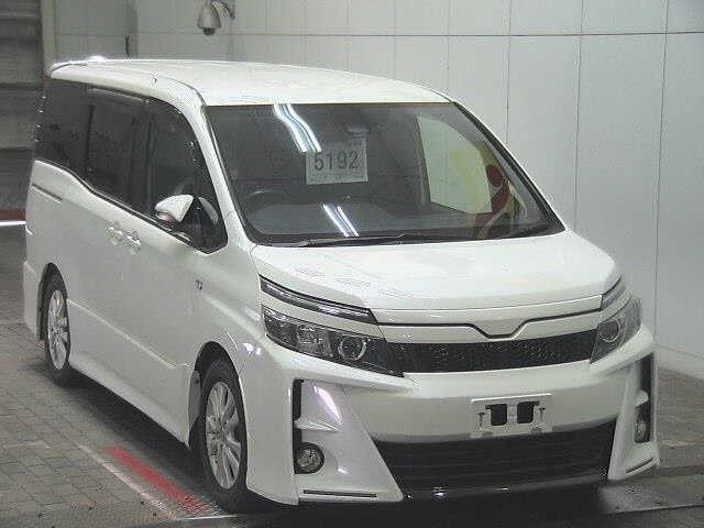 2016 Toyota Voxy