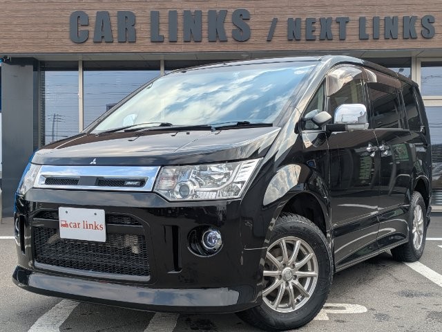 2016 Mitsubishi Delica D5