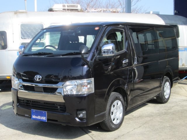 Toyota Hiace V