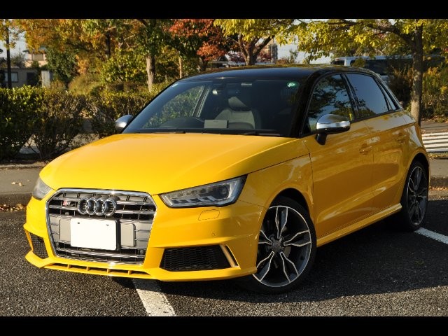 Audi S1