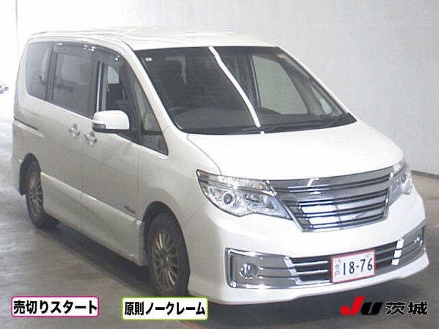 2014 Nissan Serena HV