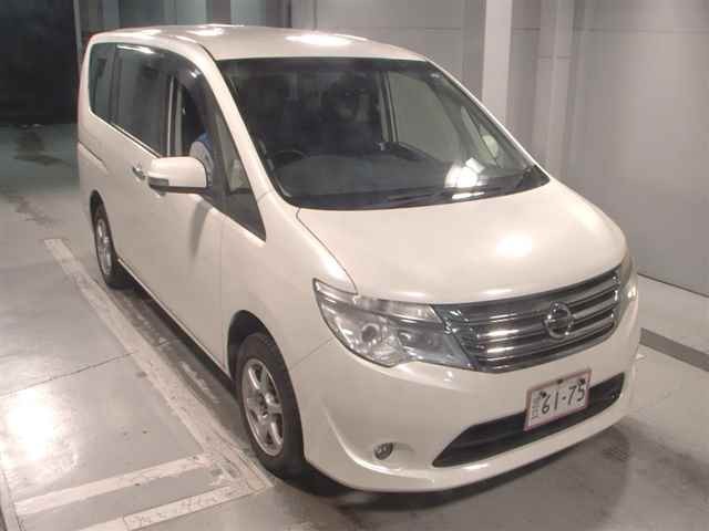 2015 Nissan Serena