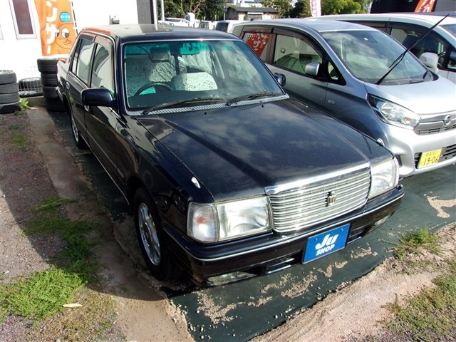 2003 Toyota Crown HV