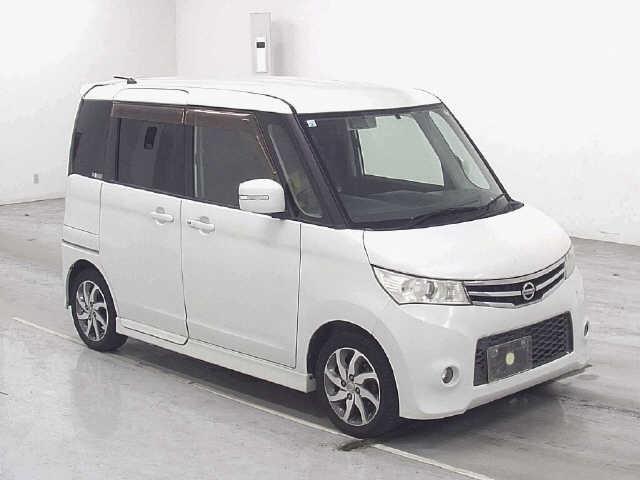 2013 Nissan Roox