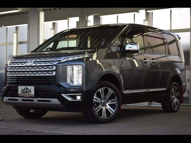 2019 Mitsubishi Delica D5